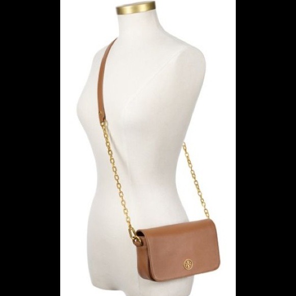 Looking for Tory Burch Robinson chain mini bag