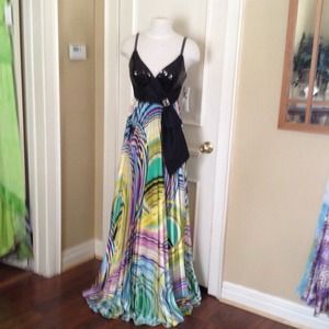 Tony Bowls Paris prom/formal gown