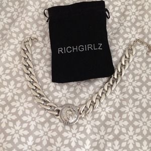 Silver necklace