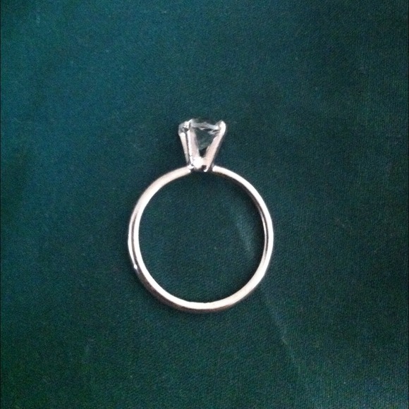 Ring - Picture 2 of 2