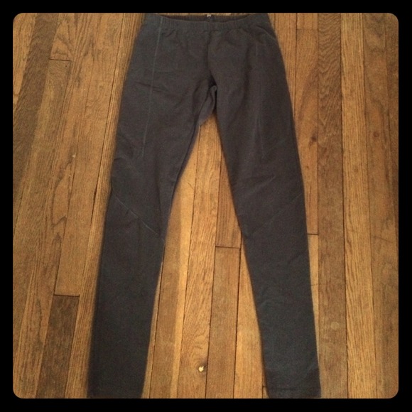 Victoria's Secret grey leggings