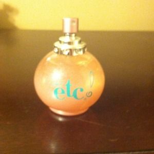 Etc. perfume(FREE with purchase)