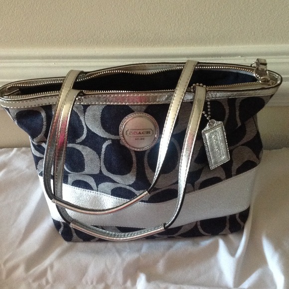 Coach Purse Handbag F17433 Signature Stripe Tote
