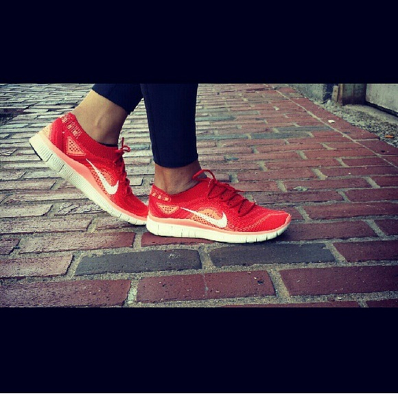 ×SOLD IN BUNDLE ×Nike Flynit Frees 5.0