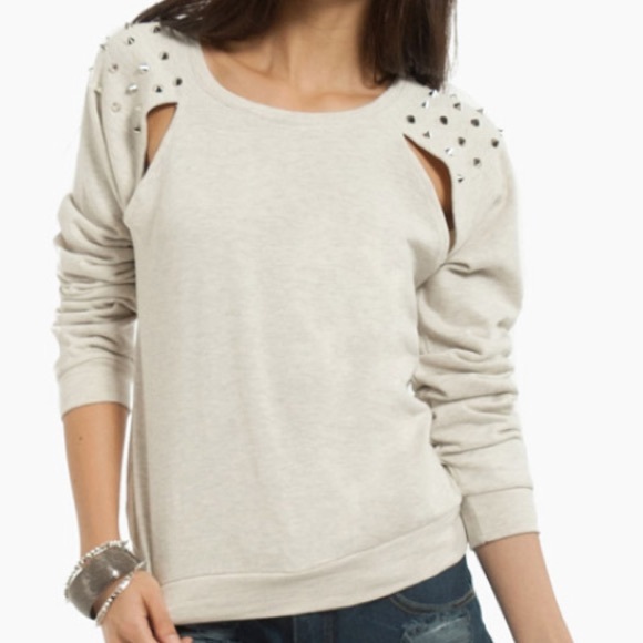Oatmeal/grey colored spiked sweatshirt