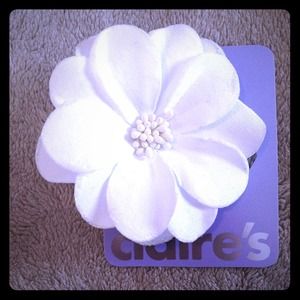 Bridal flower from Claire's💝