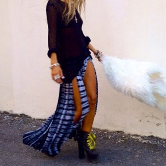 tye dye maxi skirt a double thigh slits