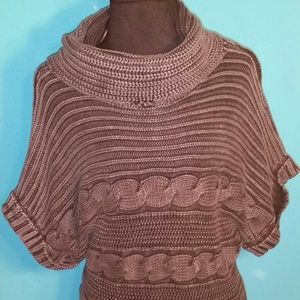 Heavy short sleeved cable sweater