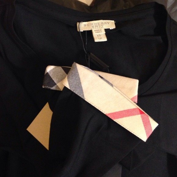 Sharing my new burberry purchase 😍😍😍😍🎀