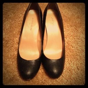 Ann Taylor heels