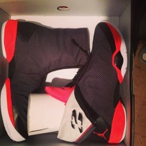 Jordan 28 carbon fiber