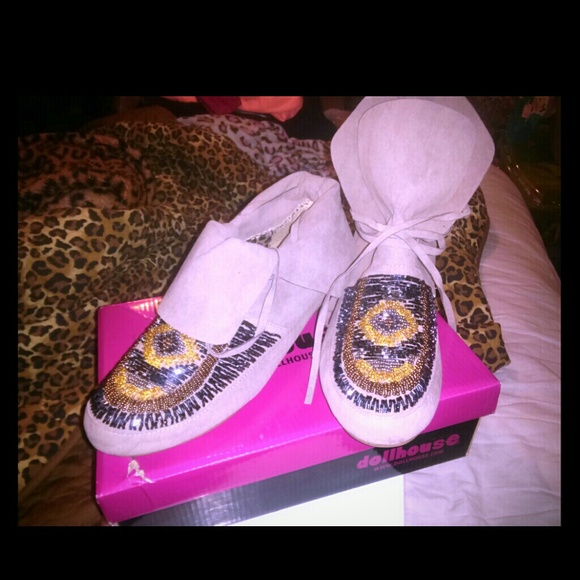 DollHouse bohemian tribal aztec booties moccasins