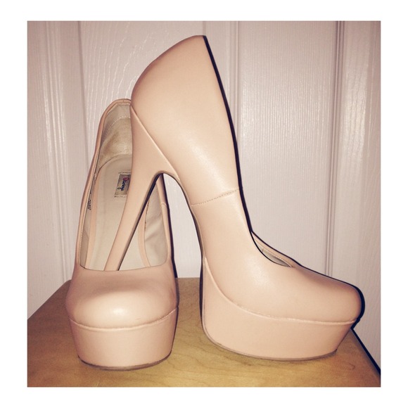 🚫Sold🚫 Pastel Pink Platform Heels