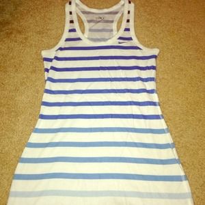 Hombre blue nike razorback tank