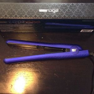 Hair rage flat iron (styling tool) 💁