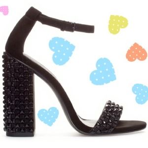 💟Zara Studded Black Chunky Heels💟
