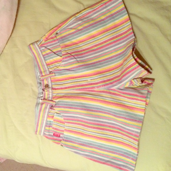 Authentic vintage Absolutely no jeans shorts