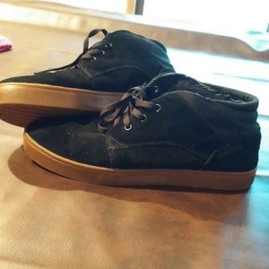 Black Emerica shoes. Like new. Mens