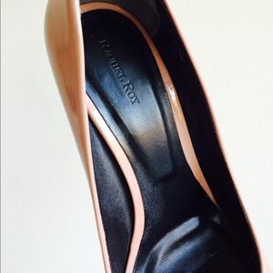 RACHEL Rachel Roy Shoes - ✨HP✨Rachel Roy "Gardner" Pump RACHEL Rachel Roy Shoes - ✨HP✨Rachel Roy "Gardner" Pump