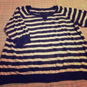 Grey and white stripe 3/4 length sleeve sweater