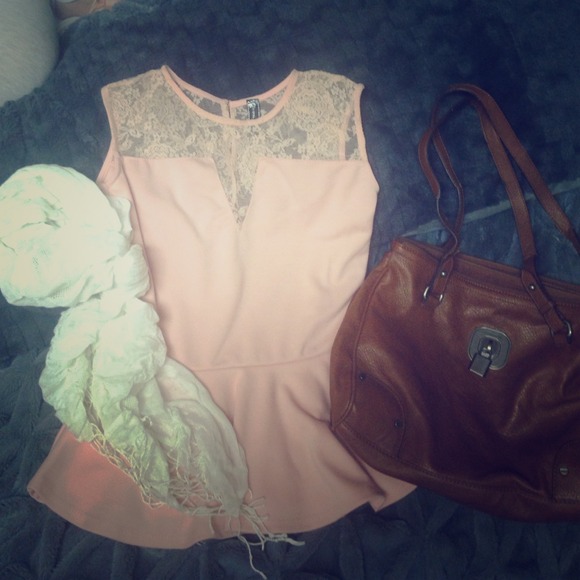 Poof couture size large pink pemblum top
