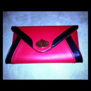 Two toned enveloped purse w/detachable sling