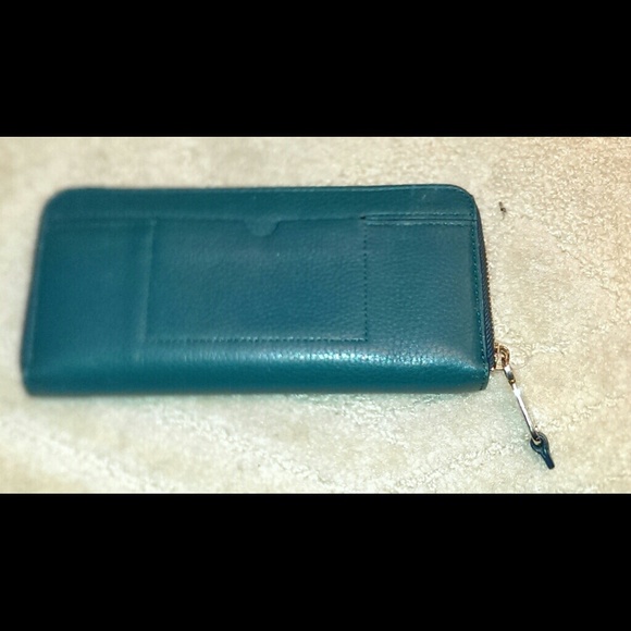 Cole Haan wallet - Picture 2 of 3