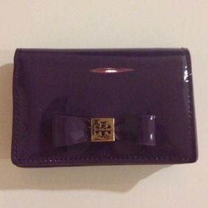 100% authentic Tory Burch Card case