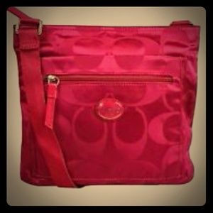 Pink coach messenger purse