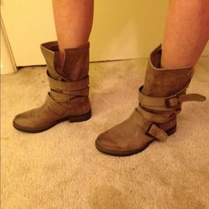 Steve Madden boots