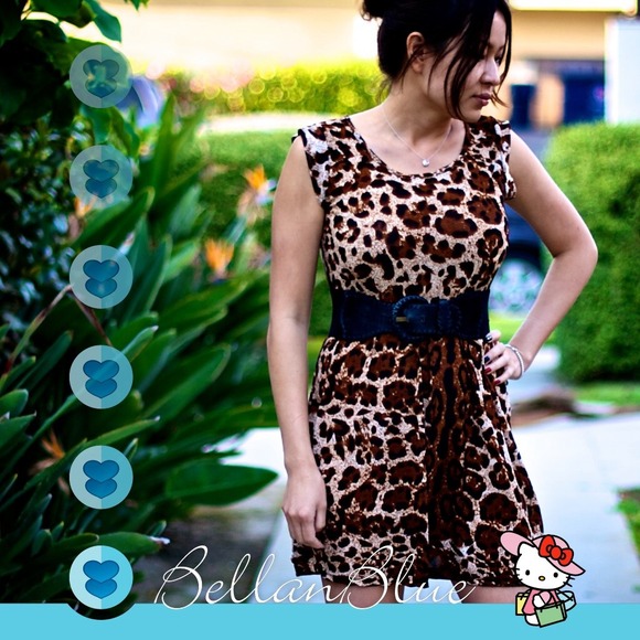 🎉HPx4🎉 - 🐯The KISS ME dress🐯 - Picture 2 of 4