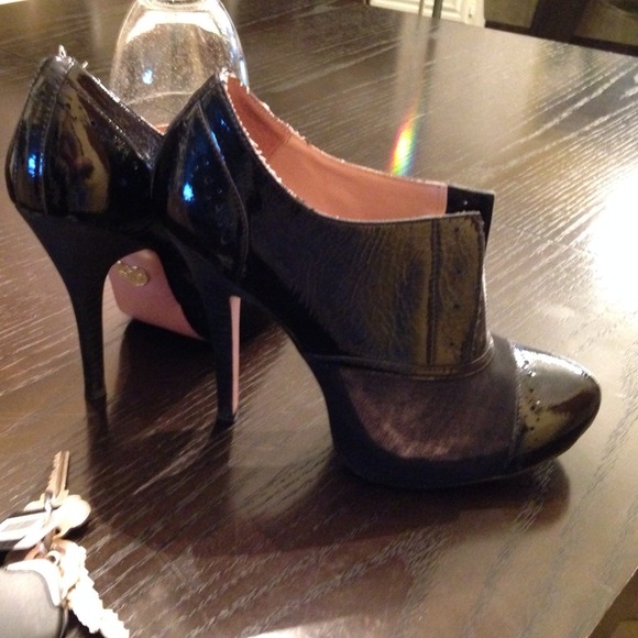 betsey johnsohn heels!