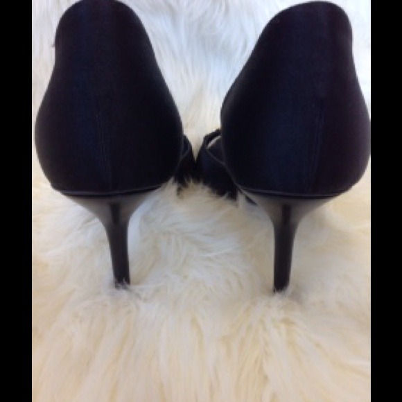 Gucci rhinestone horsebit heels - Picture 3 of 4