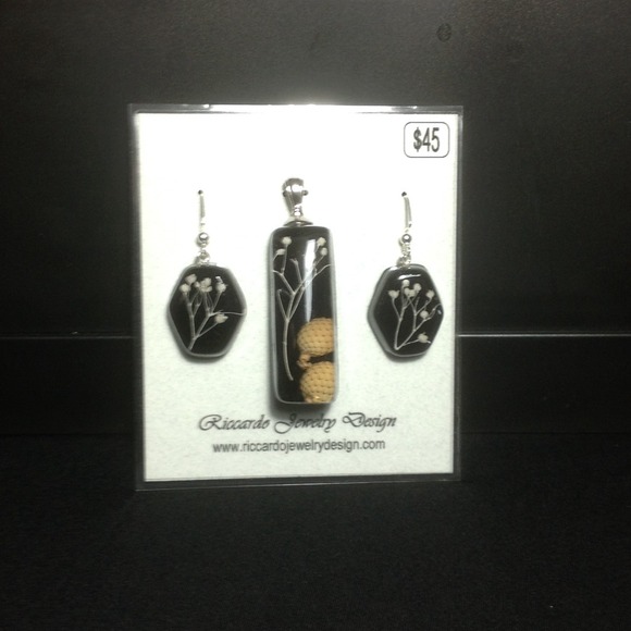 Dried Baby's Breath Pinecones Pendant and Earrings - Picture 1 of 1