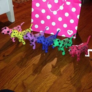 On SALE!! 6 vs pink polka dot dogs