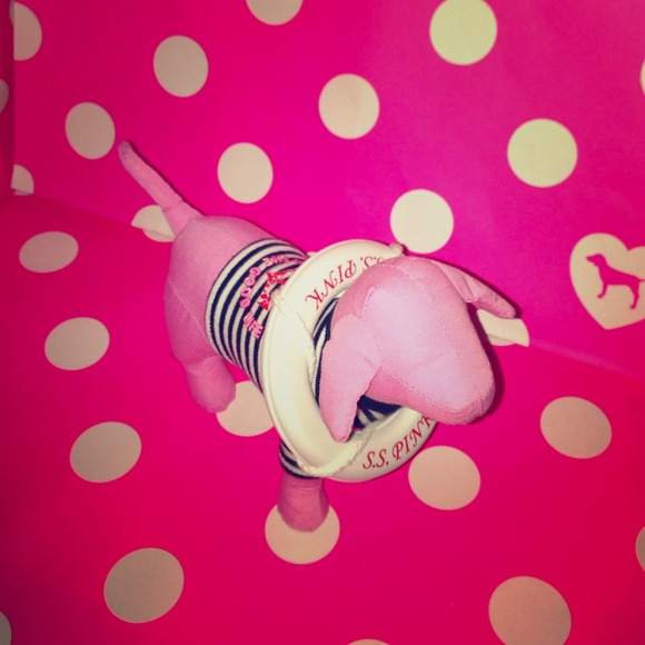 Closet closing, final price on everything - Picture 1 of 1