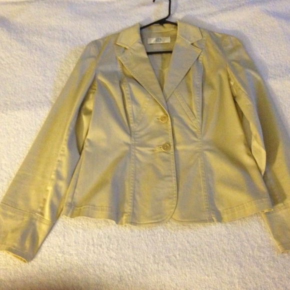Light green blazer