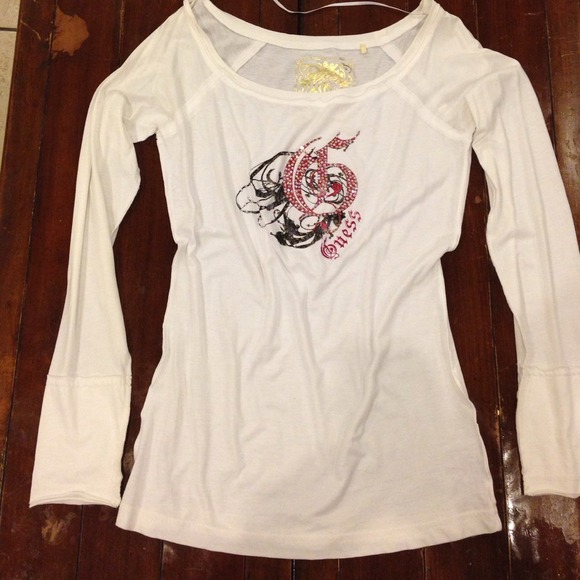Guess top with crystals