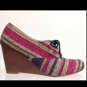 Chelsea Crew Guatemala Stripe Oxford Wedge