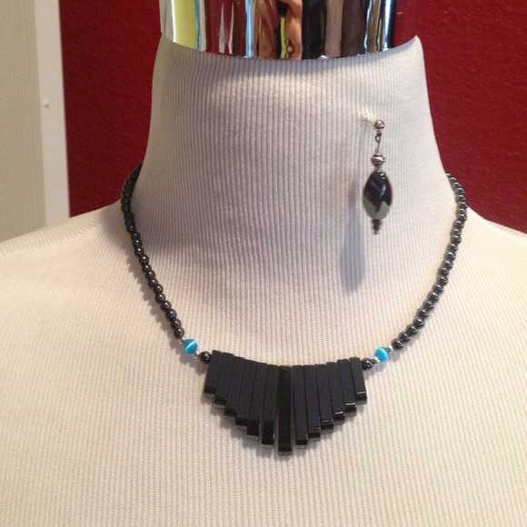 Magnetic Closure Black Necklace and Earrings
