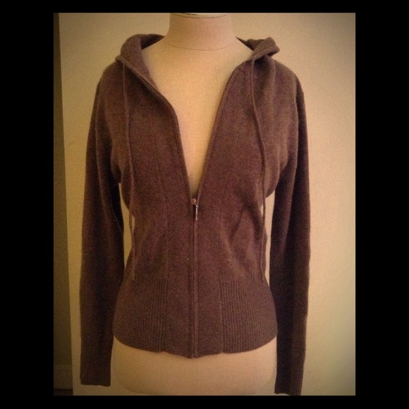 Grace 100% cashmere hoodie