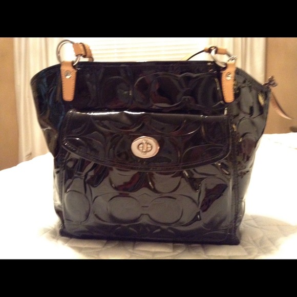 Coach Handbags - Authentic Coach Purse