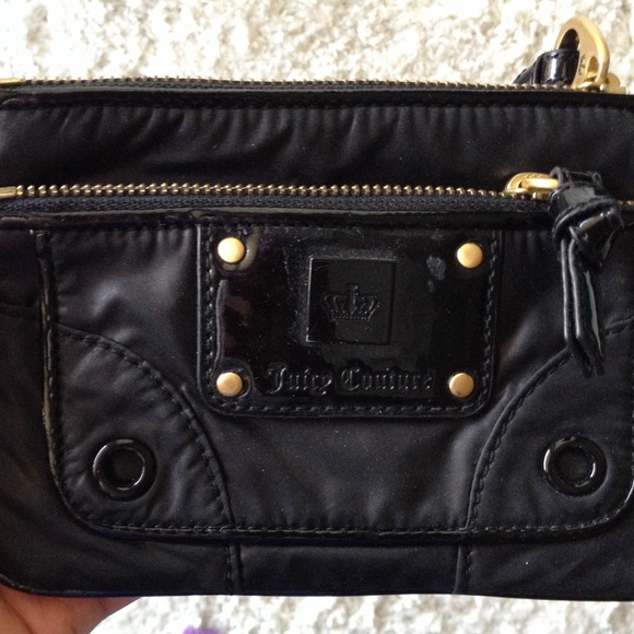 Juicy Couture Clutches & Wallets - Price ✂️ Authentic black Juicy Couture wallet