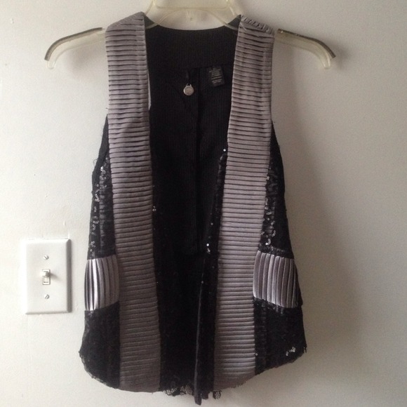 BKE vest
