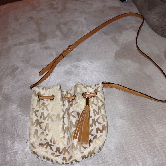 Authentic Michael Kors Crossbody