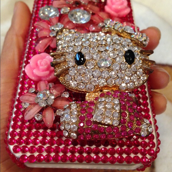 ❌SOLD❌iPhone 4S Hello Kitty Bling Rhinestone Case - Picture 3 of 4