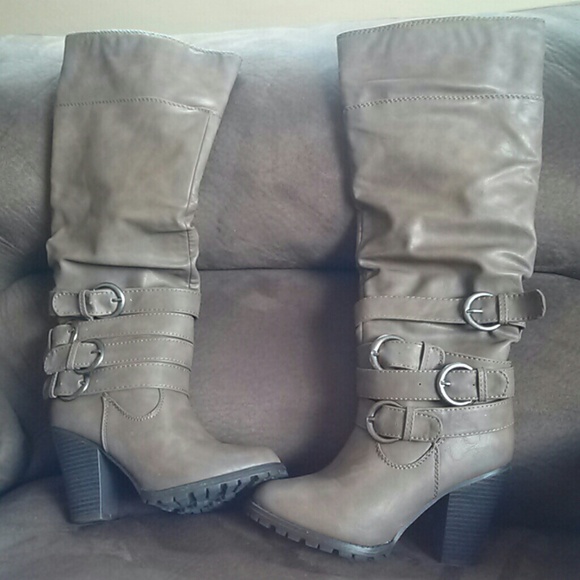 Brown boots