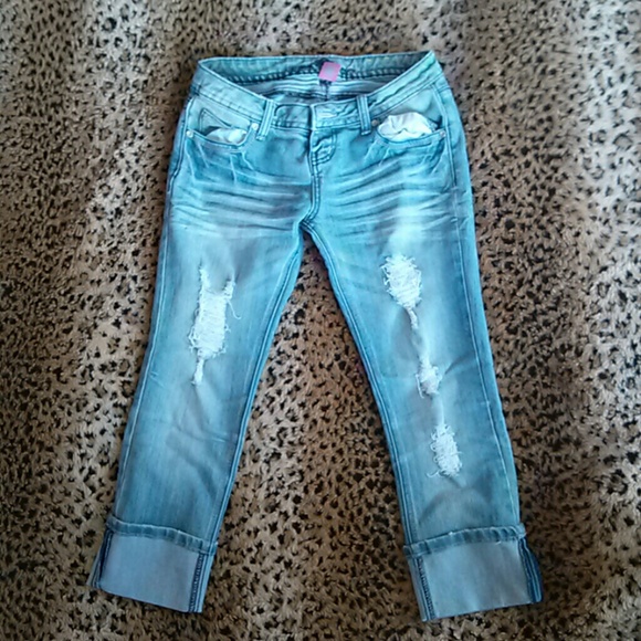 Almost famous capris