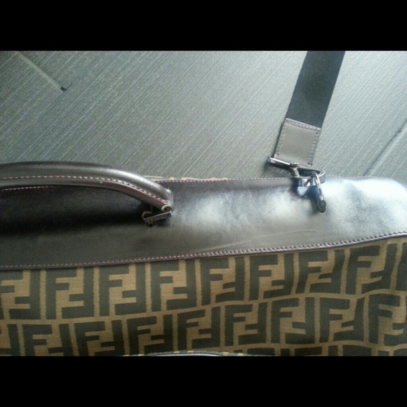 SOLD!Authentic Fendi Travel Garment bag - Picture 4 of 4