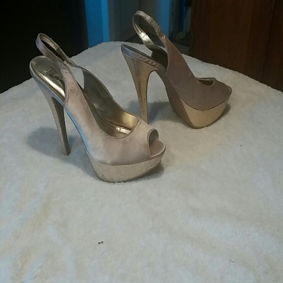 Steve Madden gold shoes
